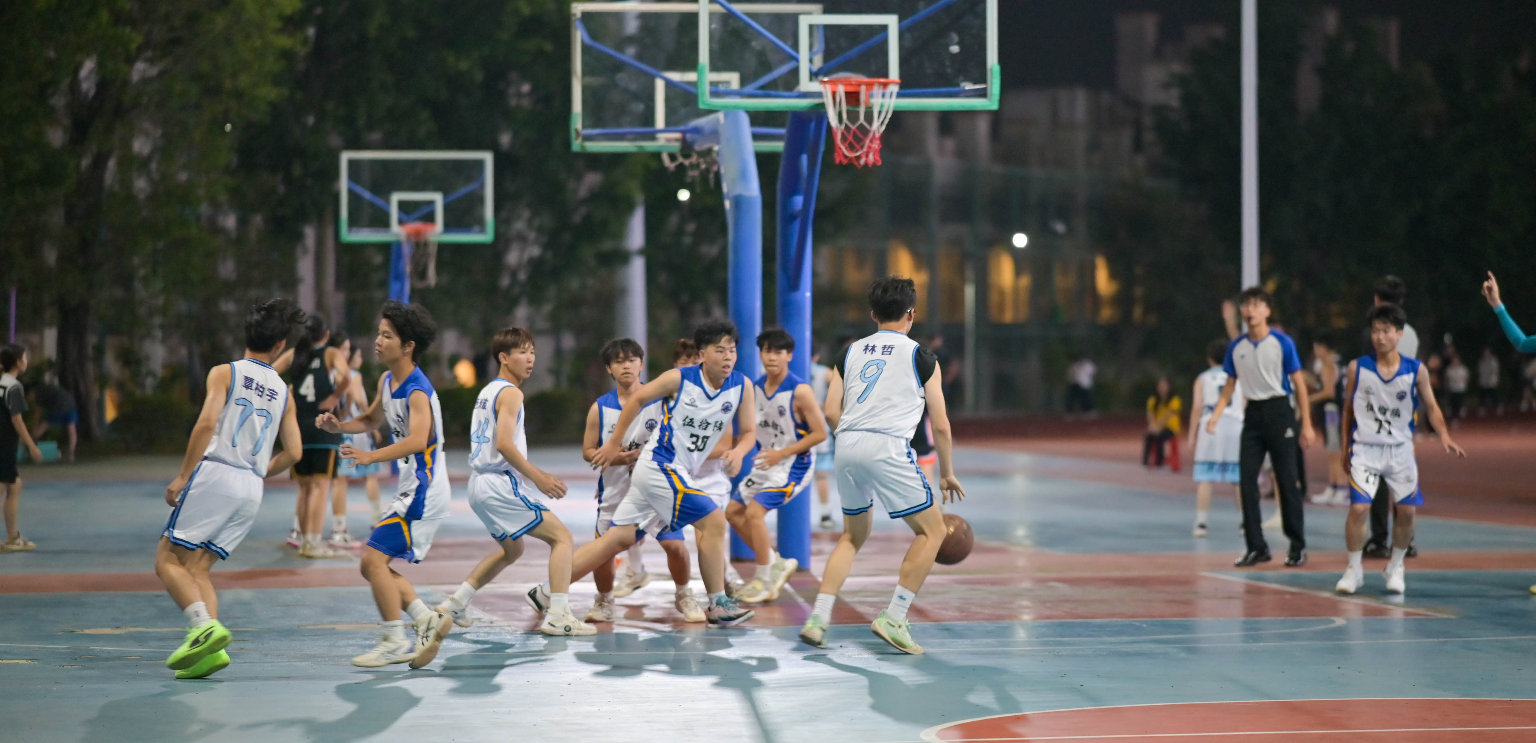 关于高校篮球盛事：全球学生热情澎湃的信息